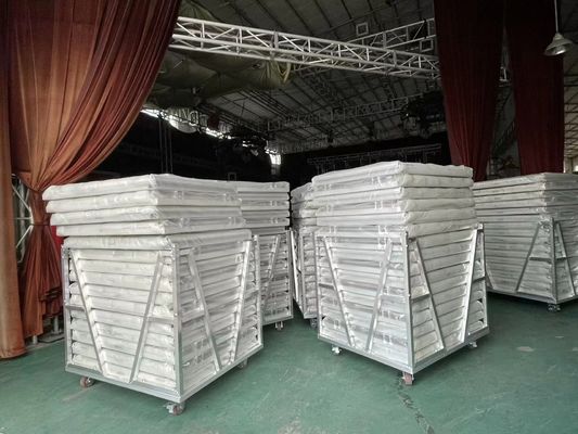 Evento seguro e confortável com LEDIKA Crowd Control Barrier Perfect